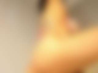 Giannasue's Live Sex Cam Show