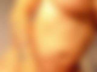 Giannasue's Live Sex Cam Show