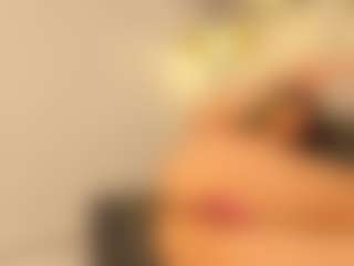 Giannasue's Live Sex Cam Show