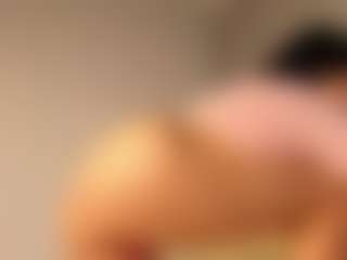 Giannasue's Live Sex Cam Show