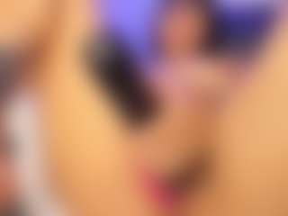 Giannasue's Live Sex Cam Show