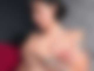 Giannasue's Live Sex Cam Show