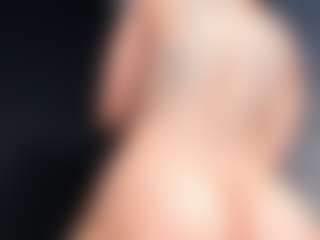 Giannasue's Live Sex Cam Show