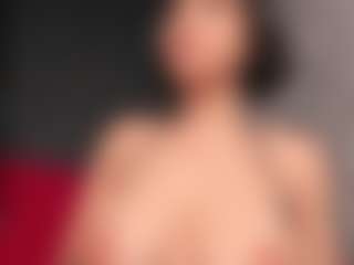 Live cam show with Giannasue - Big Tits Dildo on Pornisteam.com