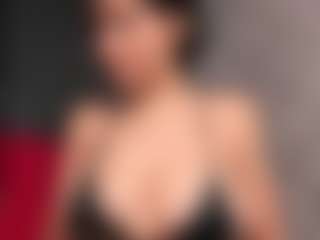 Giannasue's Live Sex Cam Show