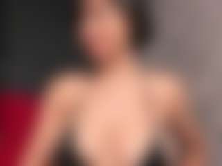 Giannasue's Live Sex Cam Show