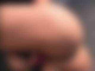 Live cam show with Giannasue - Petite on Camsoda
