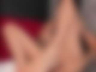 Giannasue's Live Sex Cam Show