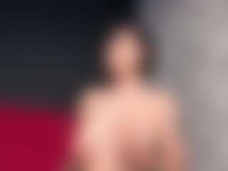 Giannasue's Live Sex Cam Show