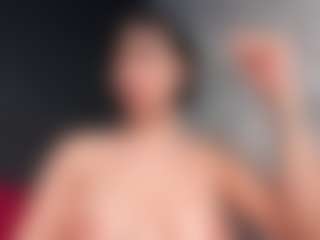 Giannasue's Live Sex Cam Show