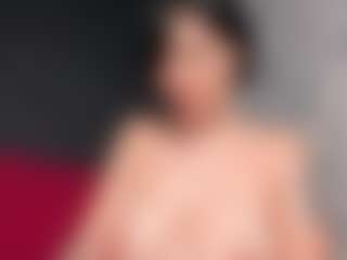 Giannasue's Live Sex Cam Show