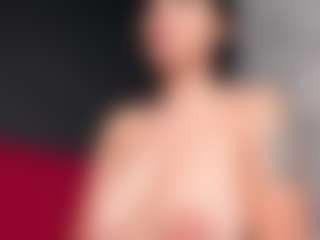 Giannasue's Live Sex Cam Show