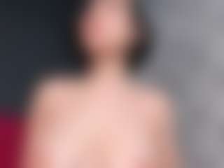 Giannasue's Live Sex Cam Show