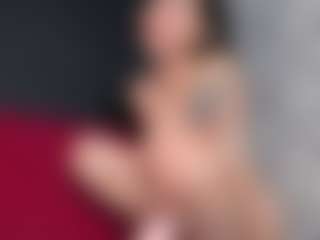 Giannasue's Live Sex Cam Show