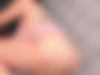 Giannasue's Live Sex Cam Show