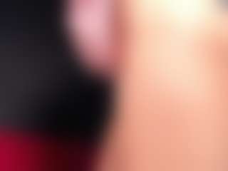 Giannasue's Live Sex Cam Show
