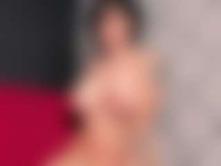 Giannasue's Live Sex Cam Show