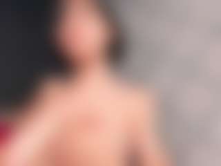 Giannasue's Live Sex Cam Show