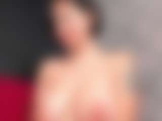Giannasue's Live Sex Cam Show
