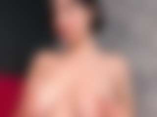 Giannasue's Live Sex Cam Show