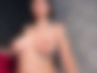 Giannasue's Live Sex Cam Show