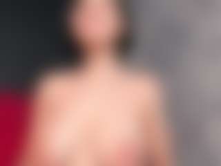 Live cam show with Giannasue - Fetish Big Tits on AdultVida.com