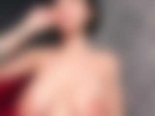Giannasue's Live Sex Cam Show