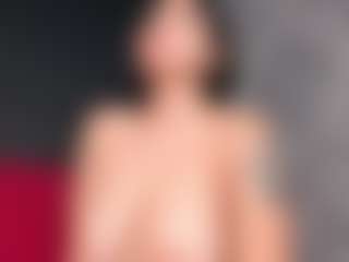 Giannasue's Live Sex Cam Show