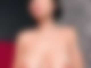 Giannasue's Live Sex Cam Show