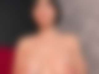 Giannasue's Live Sex Cam Show