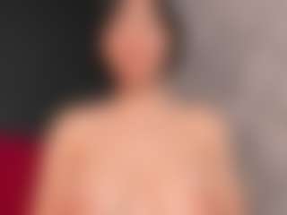 Giannasue's Live Sex Cam Show