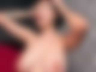 Giannasue's Live Sex Cam Show