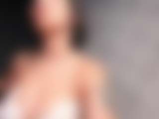 Giannasue's Live Sex Cam Show