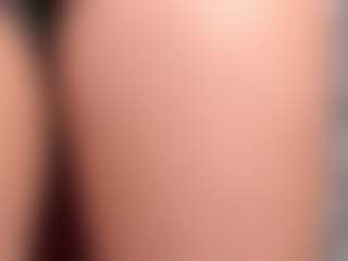 Live cam show with Giannasue - Latina Petite on StripNow | colombia
