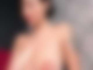 Live cam show with Giannasue - Lush on Fapmatic.com