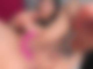 Live cam show with Giannasue - Nympho on Free Soda