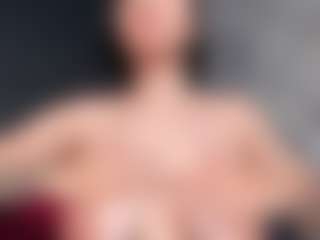 Giannasue's Live Sex Cam Show