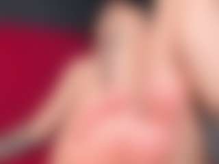 Giannasue's Live Sex Cam Show