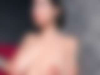 Giannasue's Live Sex Cam Show