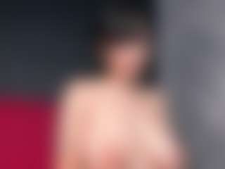 Giannasue's Live Sex Cam Show