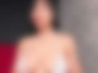 Giannasue's Live Sex Cam Show