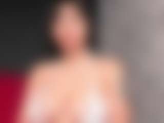 Giannasue's Live Sex Cam Show