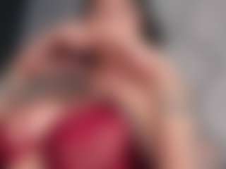 Giannasue's Live Sex Cam Show