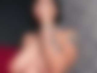 Giannasue's Live Sex Cam Show