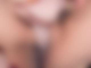 Giannasue's Live Sex Cam Show