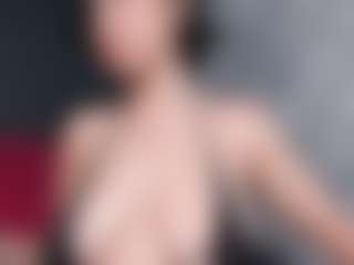 Giannasue's Live Sex Cam Show