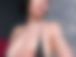 Giannasue's Live Sex Cam Show