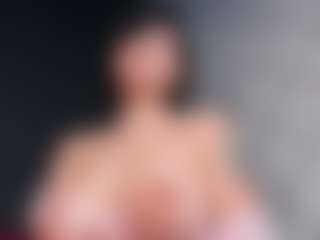 Giannasue's Live Sex Cam Show