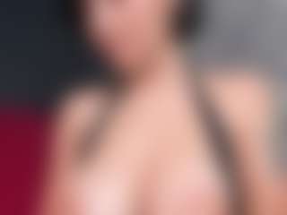 Giannasue's Live Sex Cam Show