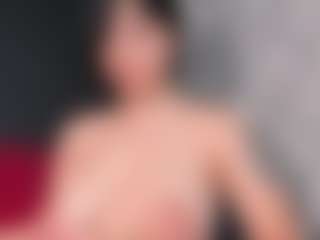 Giannasue's Live Sex Cam Show